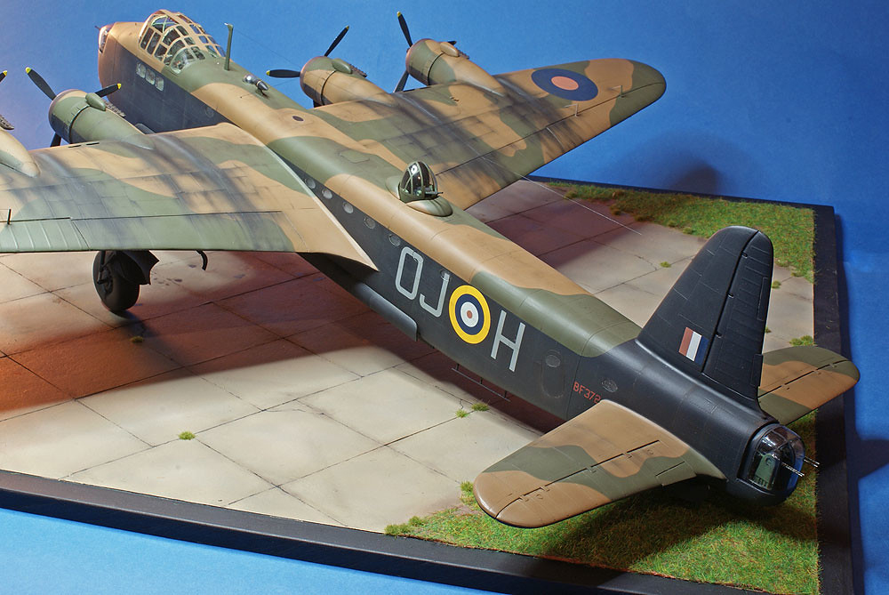 32655811048 456d42f374 b stirling oj.h 1 48 sanger vacform by woody37 1000x669px