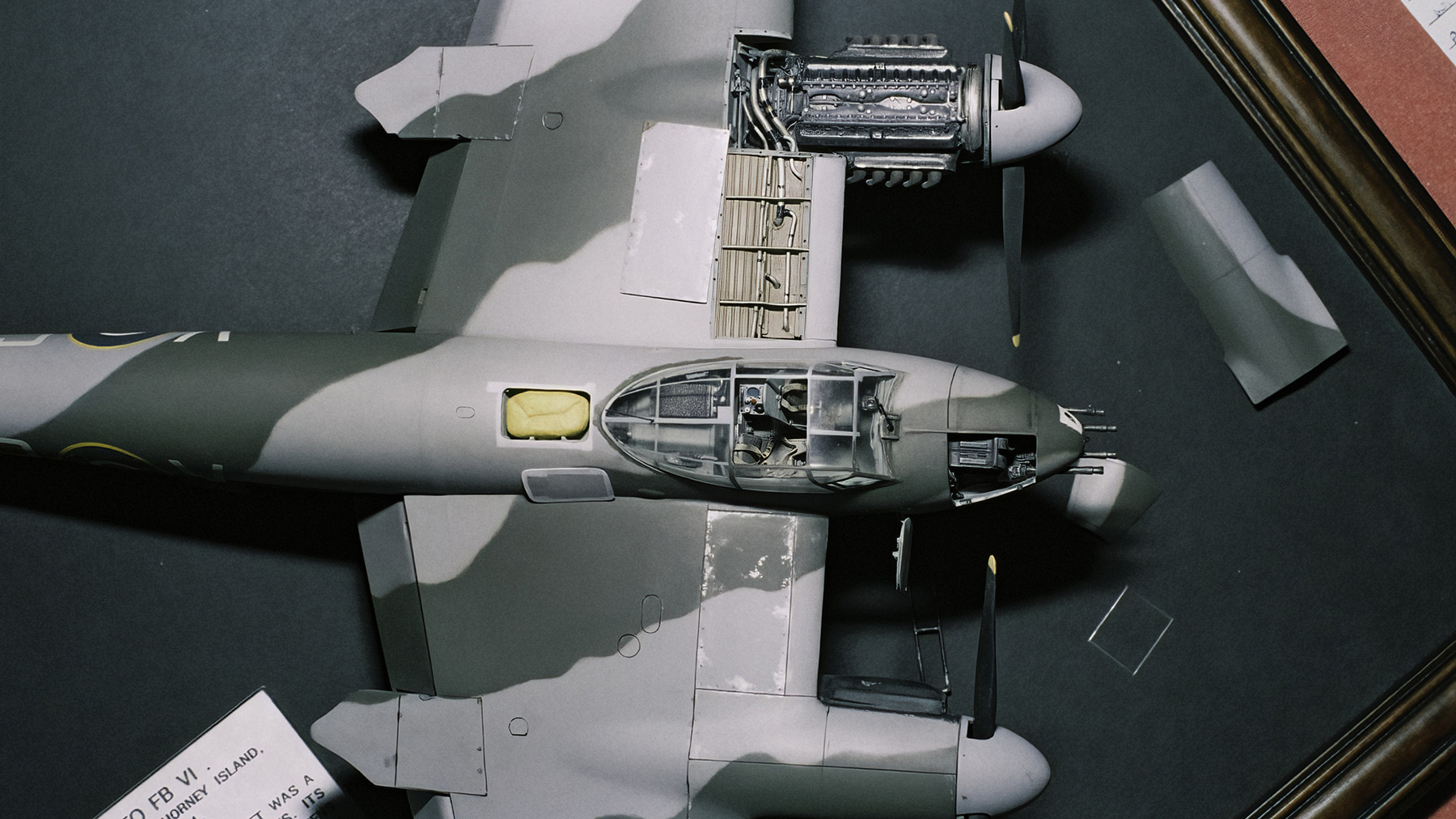 422 001 028 Mosquito FB Mk.VI MM407 SB.V of 464 Sqn RAAF Sept44 DeNoiseAI clear 1800x1012px