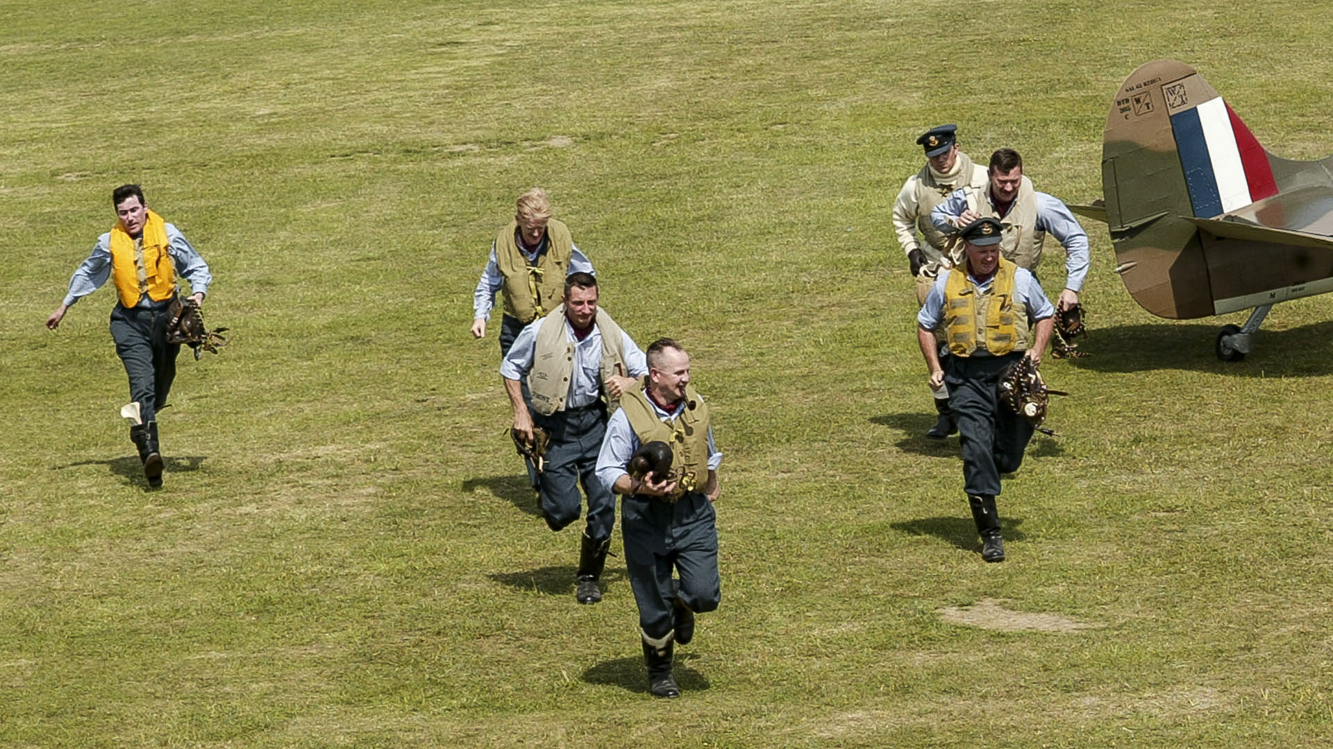 48EB0018JThorn DuxSpitDayScramble F sharp 46 1.6 1920x1080px cp