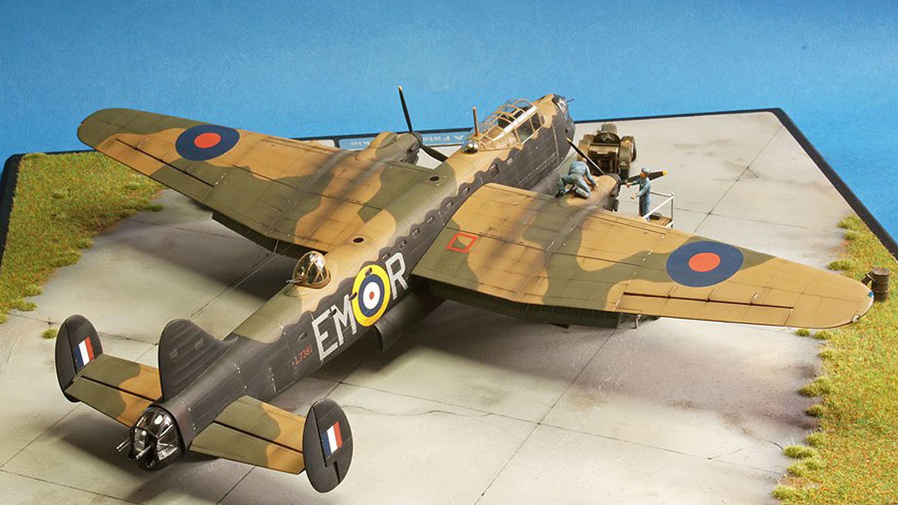 Avro manchester em.r l7381 1 72 scale woody37 pic4 1800x1012px
