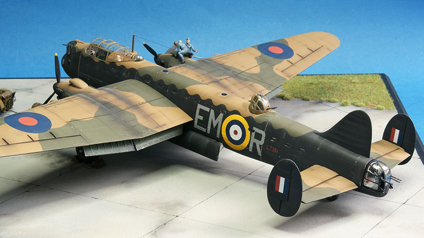 Avro manchester em.r l7381 1 72 scale woody37 pic8 1800x1012px