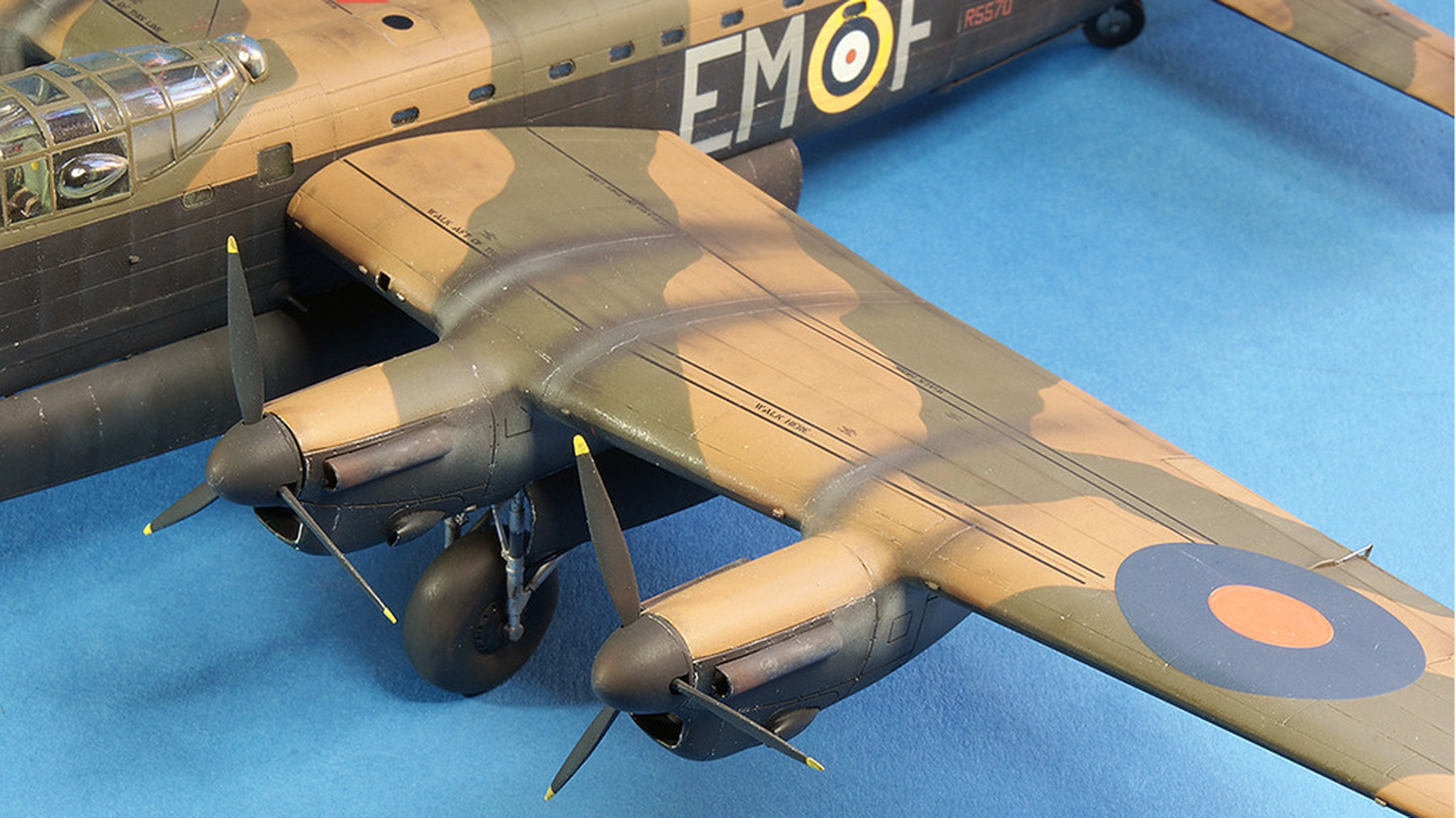 Lancaster EM.F 1 72 Woody37 pic3 1800x1012px