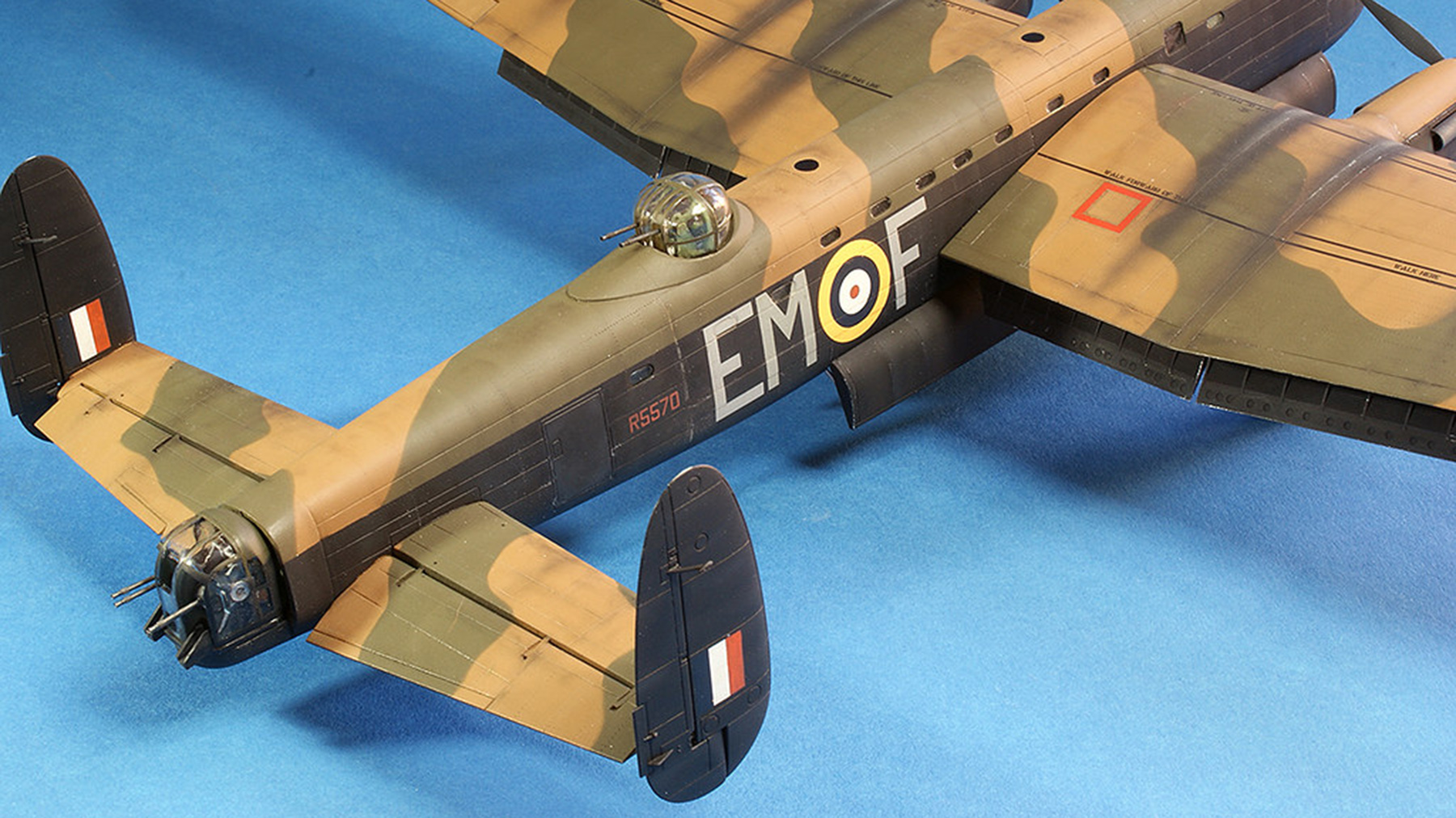 Lancaster EM.F 1 72 Woody37 pic5 1800x1012px