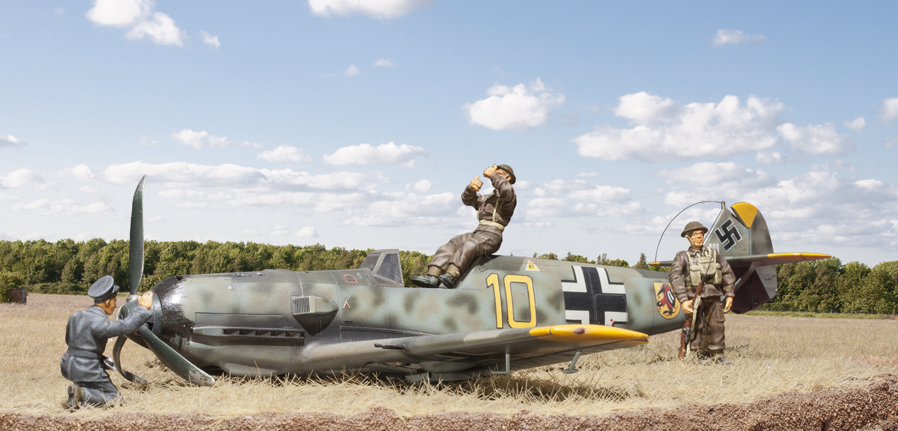 mg 01 9877 me109e 4 yellow 10 6jg51 obfw fritz beeck east langdon ipms smw 2006 1800x864