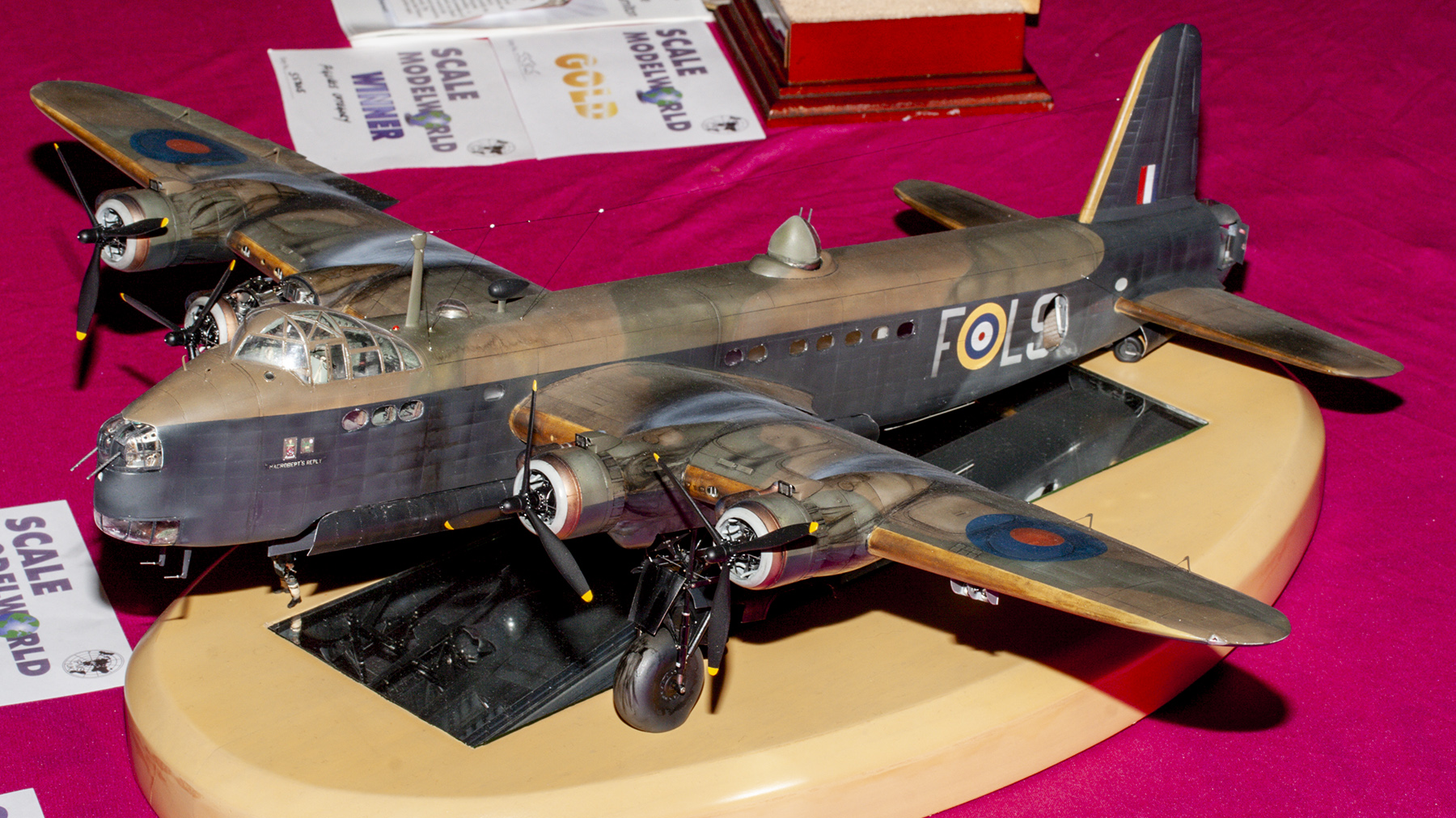 mg 02 8591 short stirling 1 48 scratchbuilt megas tsonos ipms smw 2008 1800x1012px