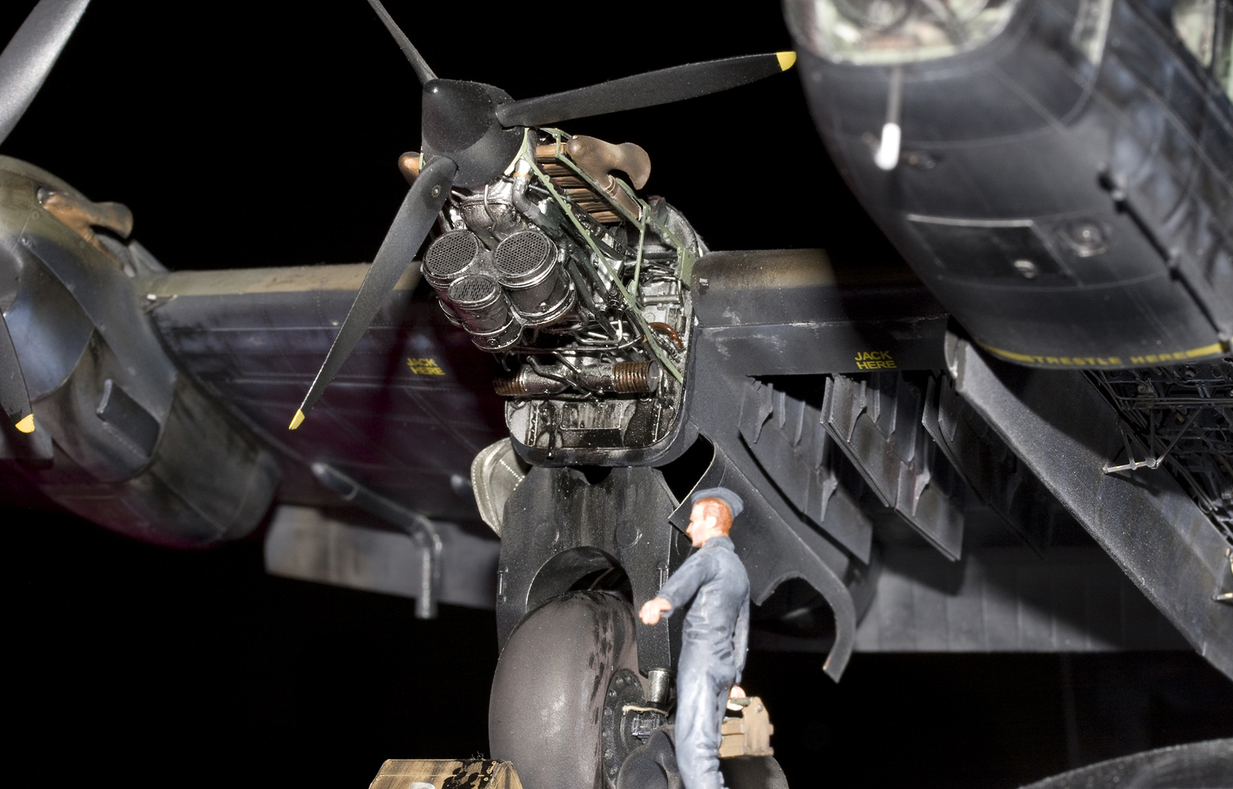 MG 03 2367 Halifax B Mk II Series I scratchbuild 1 48 Megas Tsonos IPMS SMW 2009 1800x1152px