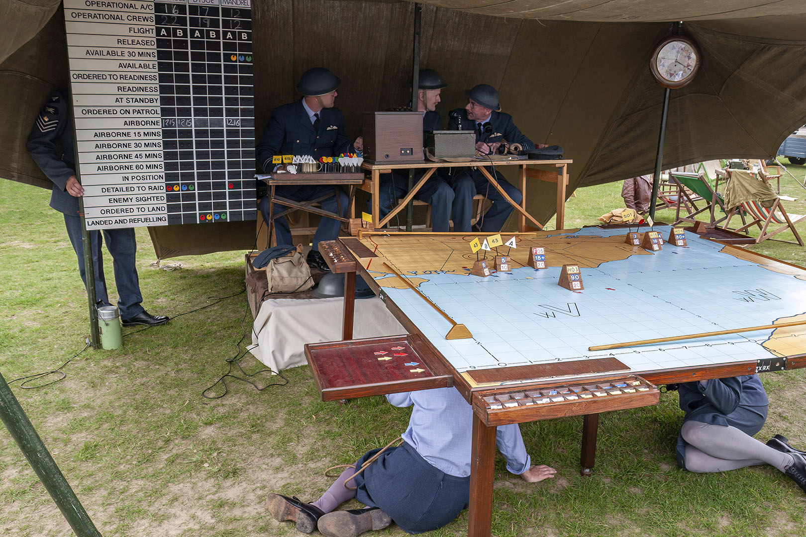 MG 03 8155 Ops3945 Duxford BoB Show 2010 F DeNoiseAI lowlight crop chap out 1620x1080px