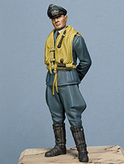 mg 03 9279 2 luft officer tamiya kit 180x239px thumb