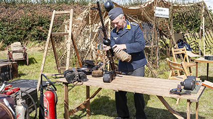 MG 06 4075 LARG The Victory Show 2013 acr F 425x239px thumb F q7