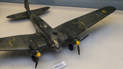 mg 18 1646 heinkel he111 1 32 bbmf coningsby 425x239px thumb