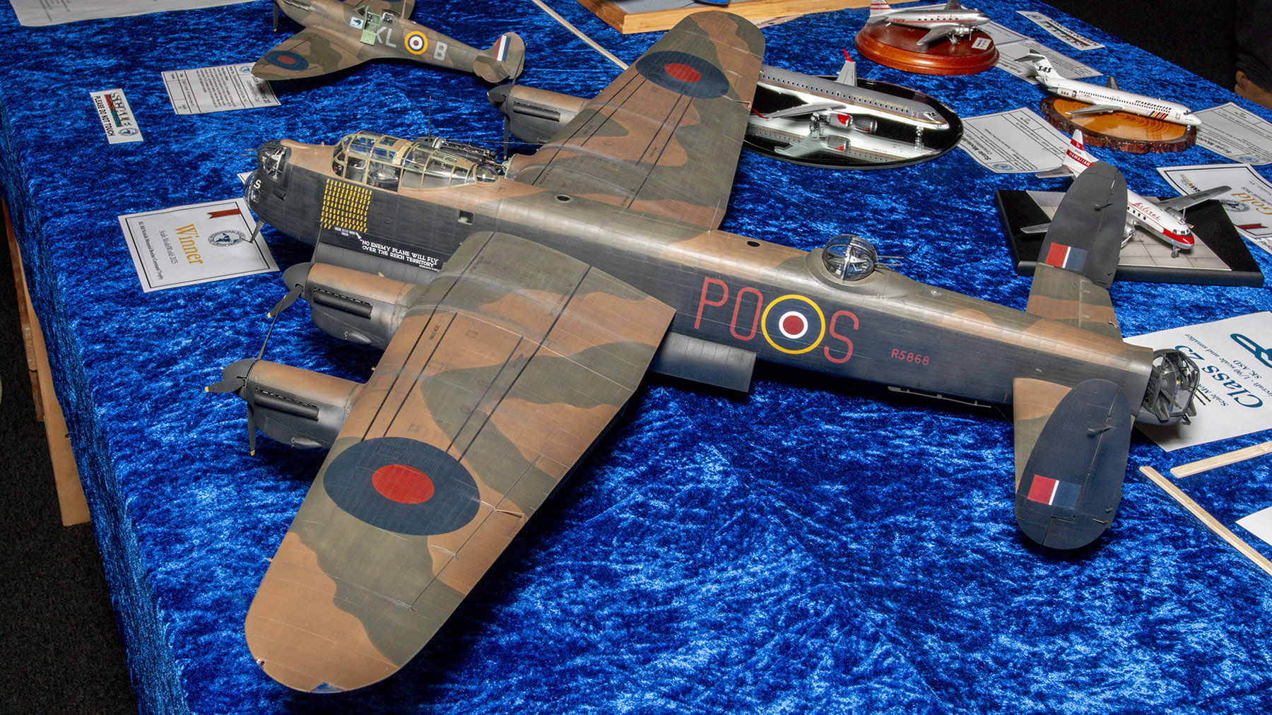 MG 21 8336 Lancaster Mk III Hong Kong 1 32 IPMS SMW 2025 2 1800x1012px