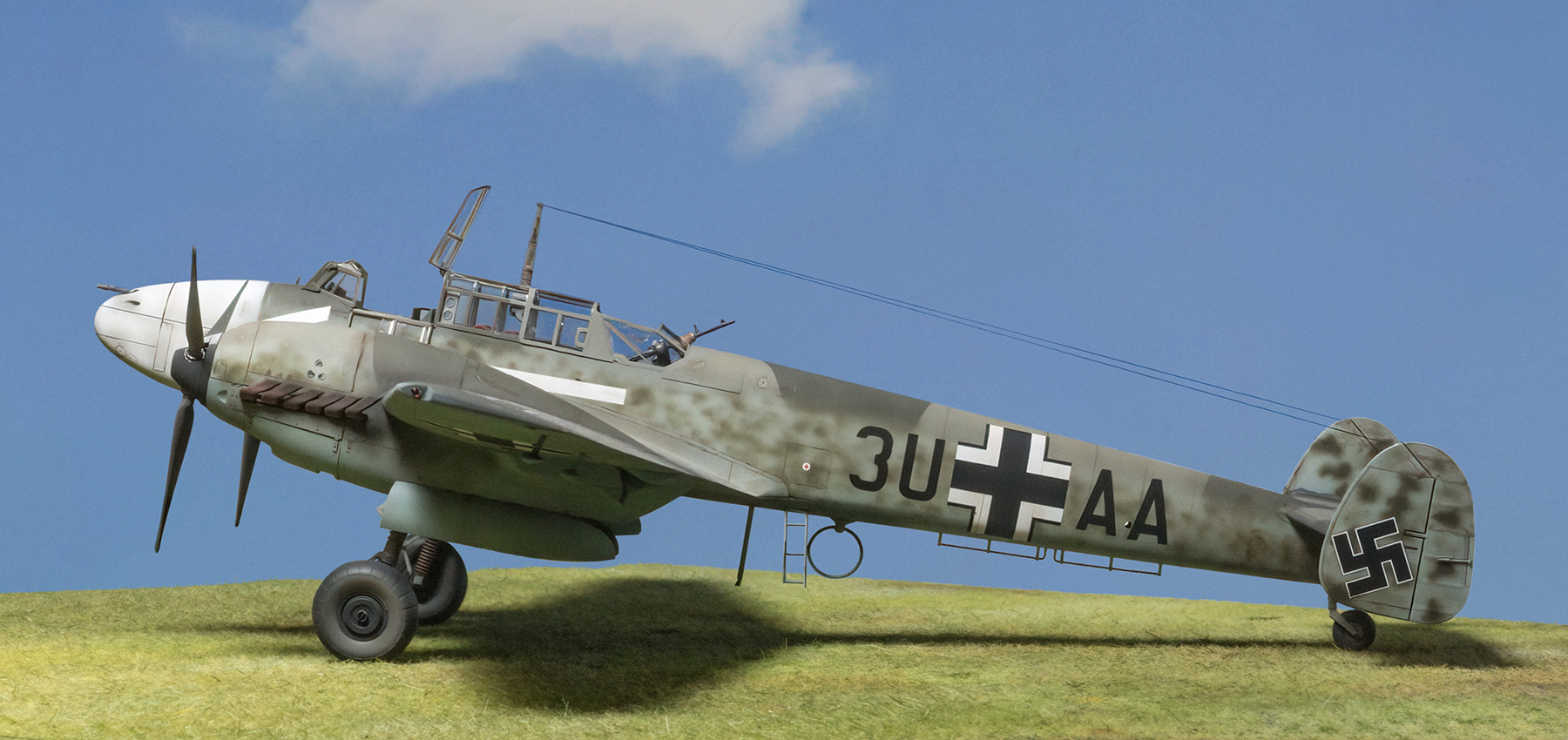 MG 21 8818 Me Bf110C IIIZG26 Kommodore Huth Sept 40 1 32 BoB SIG Scale Height IPMS SMW 2025 acr DN Clr 1800x850px F