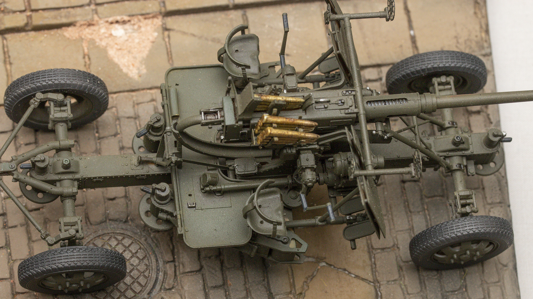 MG 22 0426 Bofors 40mm British Alistair IPMS Gloucester BMSS Show Nailsea Nov 2025 1800x1012px