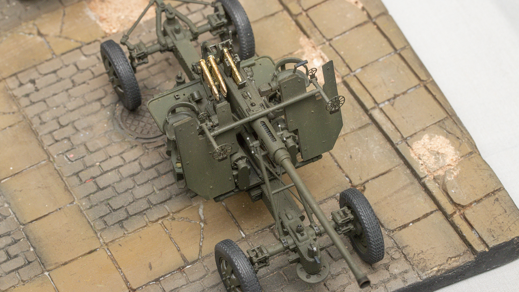 MG 22 0431 Bofors 40mm British Alistair IPMS Gloucester BMSS Show Nailsea Nov 2025 1800x1012px