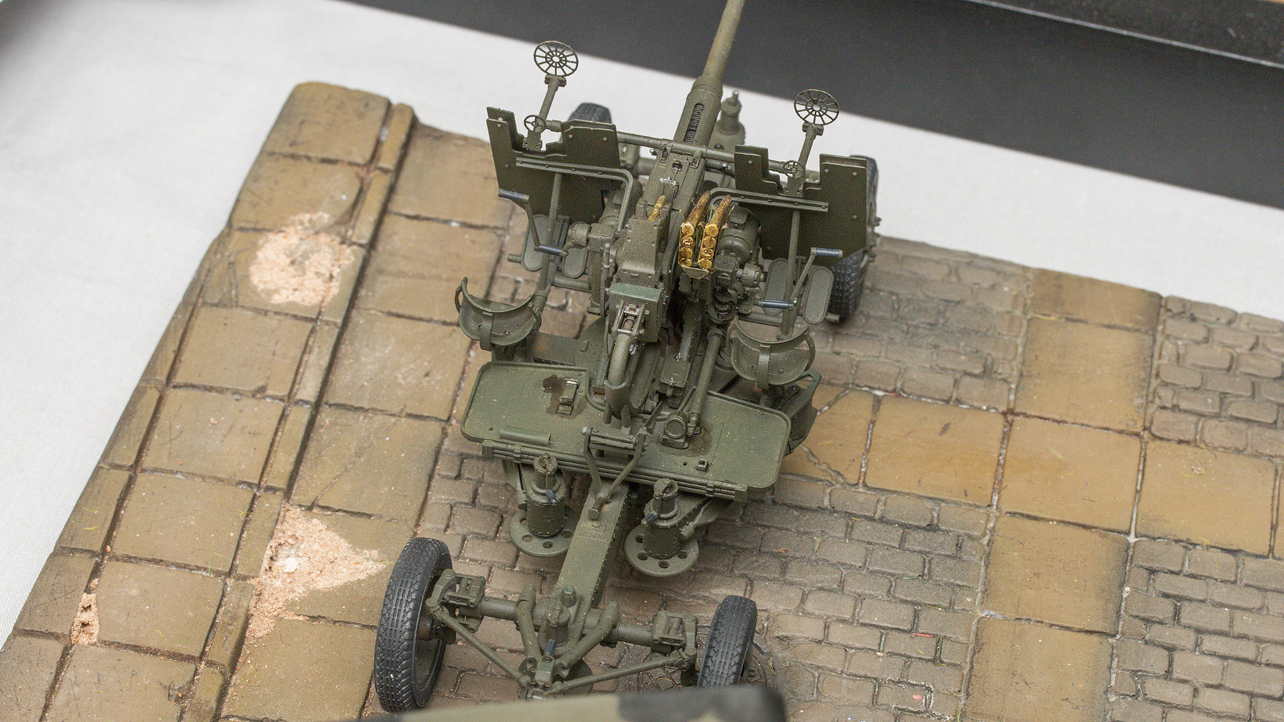 MG 22 0432 Bofors 40mm British Alistair IPMS Gloucester BMSS Show Nailsea Nov 2025 1800x1012px