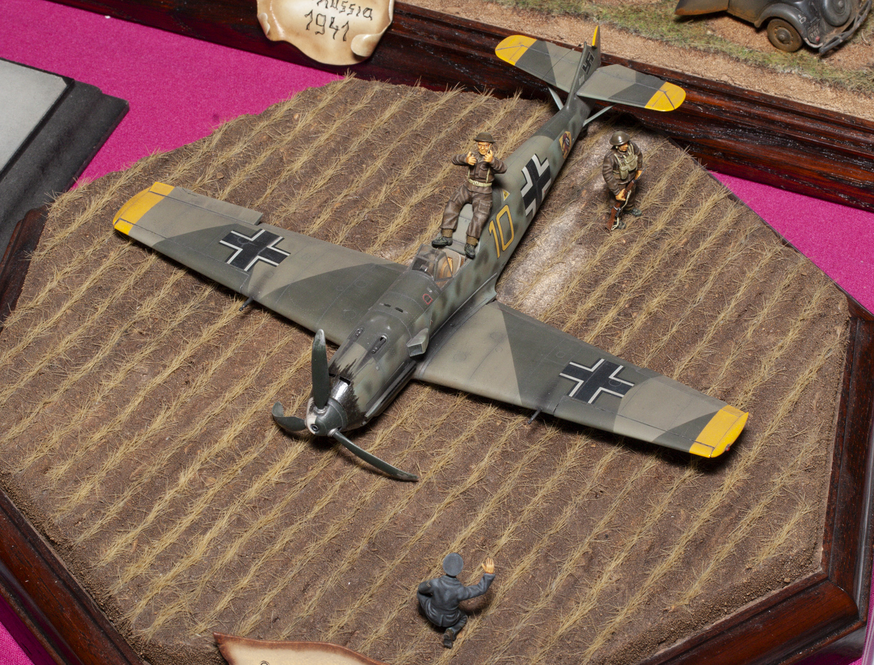 mg 9853 me109e 4 yellow 10 6jg51 obfw fritz beeck east langdon ipms smw 2006 1800x1370px q10