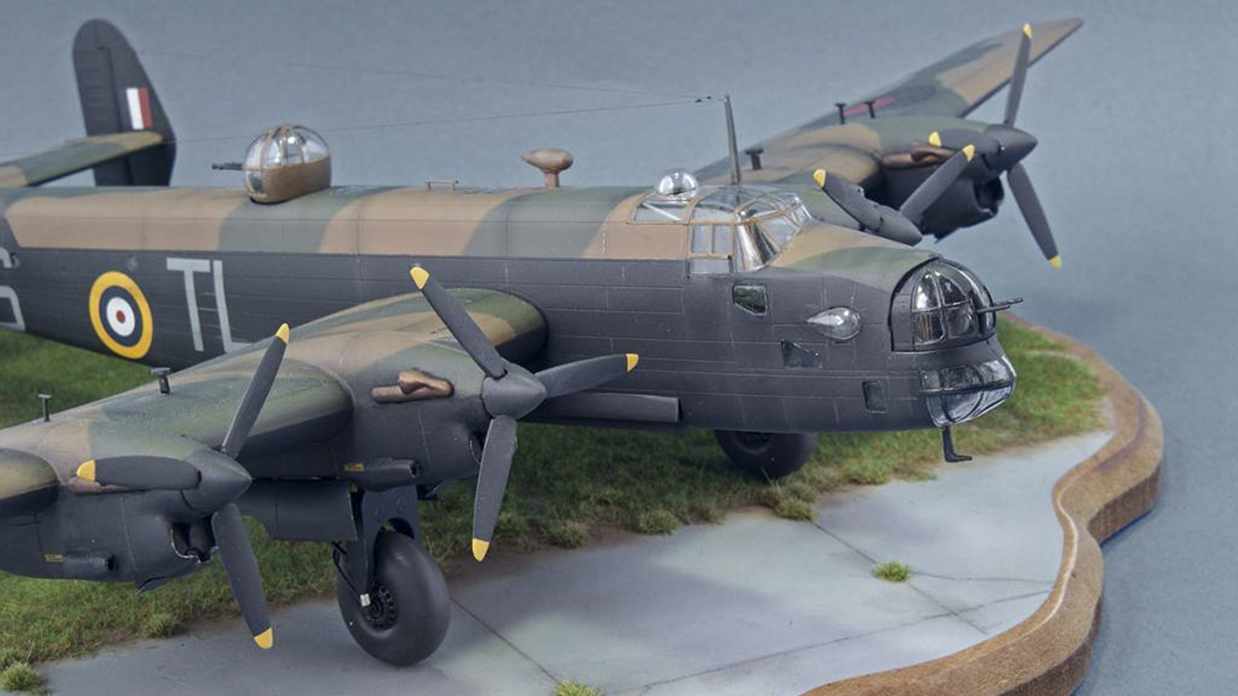 RevellHalifax2 zpsbd23424a by Woody Halifax TL.S grey codes by Woody 1800x1012px