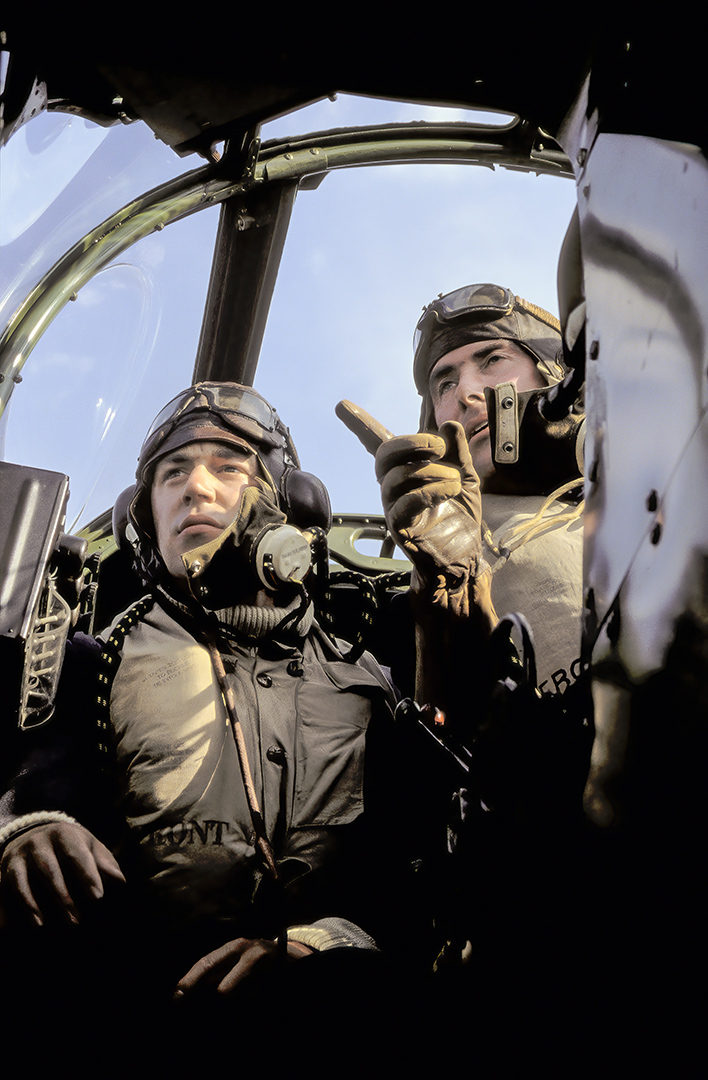 SR350 34 Ops3945 MY SR BlenheimIV Duxford ICE F2 DeNoiseAI standard acr F 708x1080px