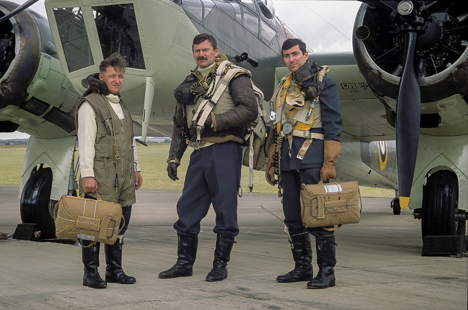 SR378 16MSKJSRblenheimCrewRIAT03 200ppi F acr DeNoiseAI severe noise FINAL 1627x1080px