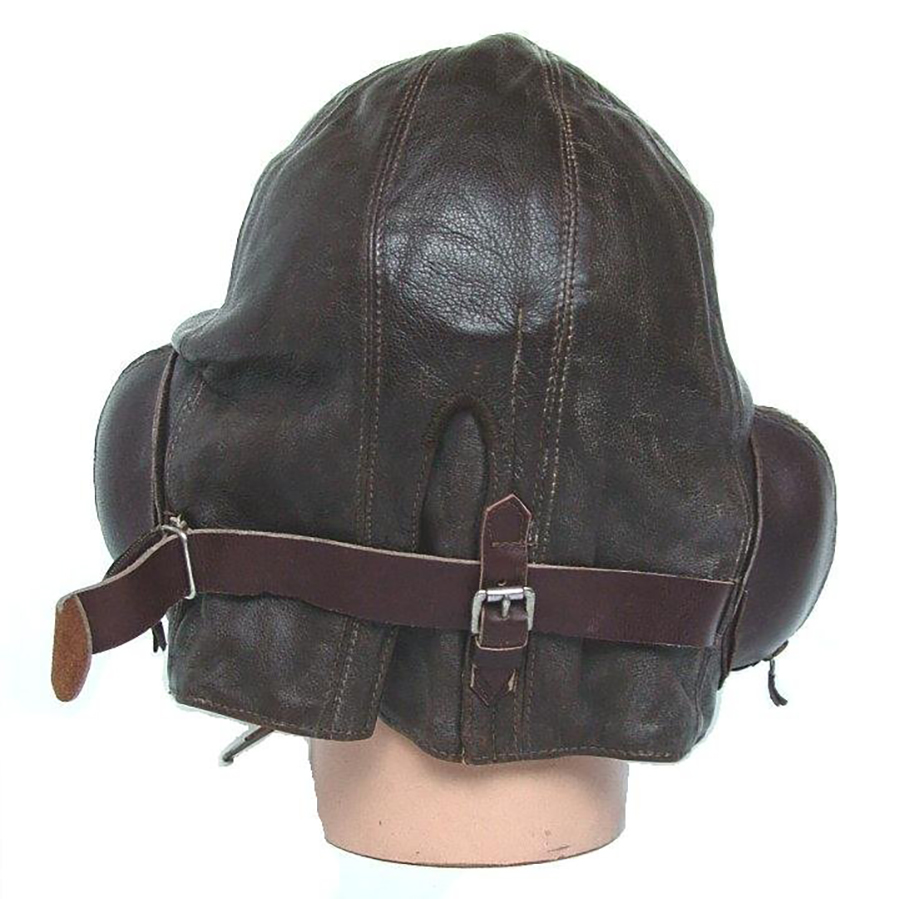 Raf b type flying helmet 14909 pic5 size4 1940 source hfc 900x899px